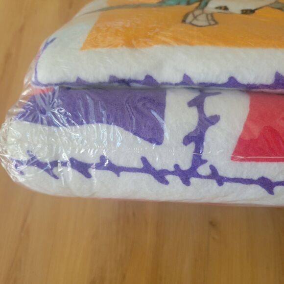 Rare NWT Vintage 1995 Disney Pocahontas Twin/Full Blanket –Holiday Gift - Picture 9 of 9